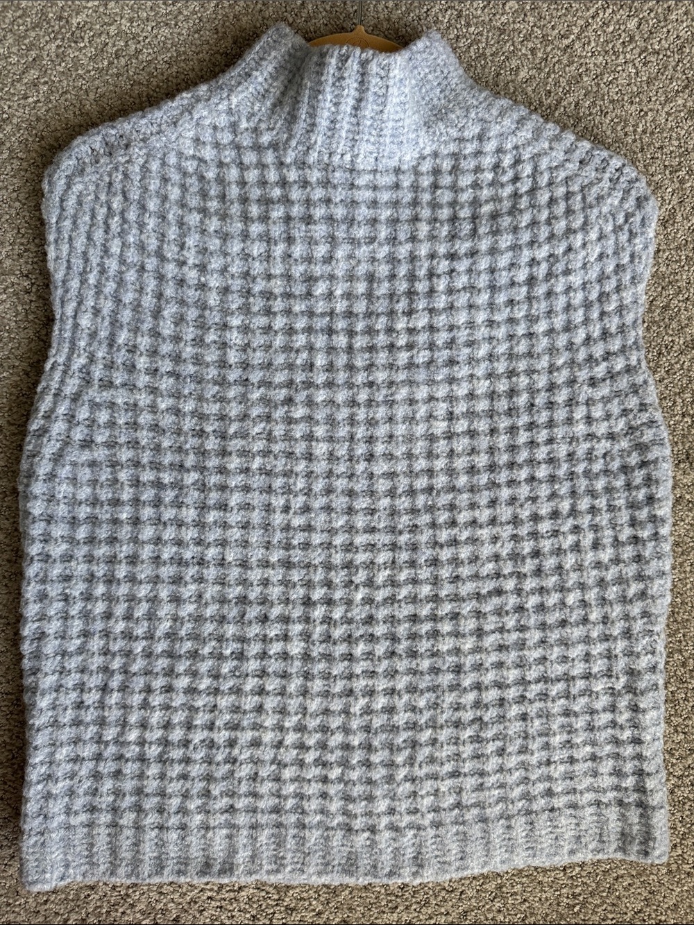 Evereve Light Blue Sleeveless Turtleneck Waffle Knit Vest